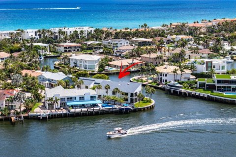 Condo in Highland Beach, Florida, 3 bedrooms  № 2186544 - photo 24