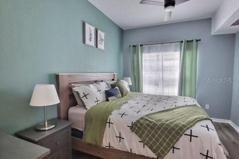 Condominio en venta en Kissimmee, Florida, 4 dormitorios, 136.57 m2 № 2429319 - foto 4