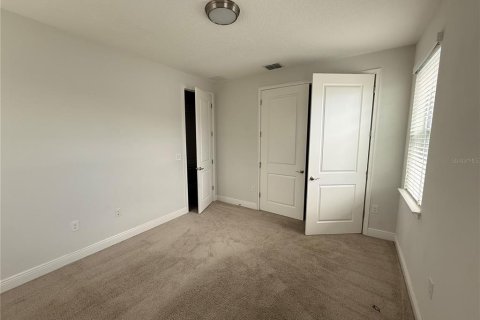 Villa ou maison à louer à Orlando, Floride: 3 chambres, 165.83 m2 № 2312941 - photo 15