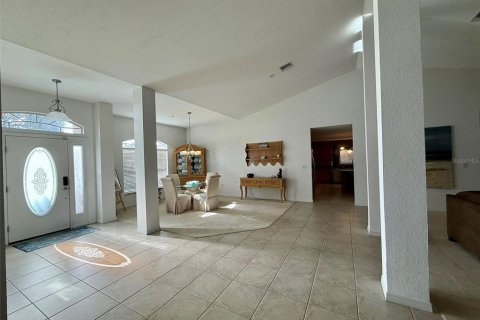 Villa ou maison à louer à Punta Gorda, Floride: 4 chambres, 279.54 m2 № 1877024 - photo 3