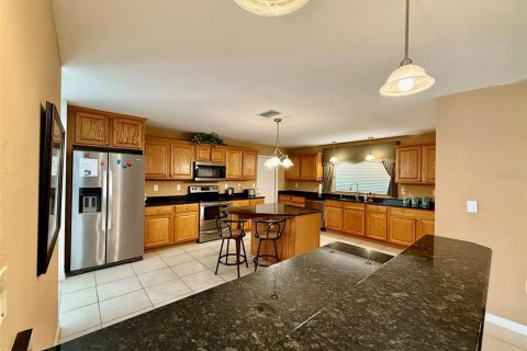 Villa ou maison à louer à Punta Gorda, Floride: 4 chambres, 279.54 m2 № 1877024 - photo 9