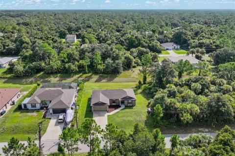 Villa ou maison à vendre à North Port, Floride: 3 chambres, 136.01 m2 № 2289856 - photo 27