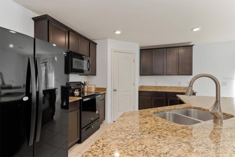 Villa ou maison à vendre à North Port, Floride: 3 chambres, 136.01 m2 № 2289856 - photo 9