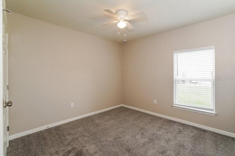 Villa ou maison à louer à Poinciana, Floride: 4 chambres, 157.84 m2 № 2345583 - photo 13