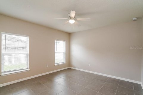 Villa ou maison à louer à Poinciana, Floride: 4 chambres, 157.84 m2 № 2345583 - photo 7