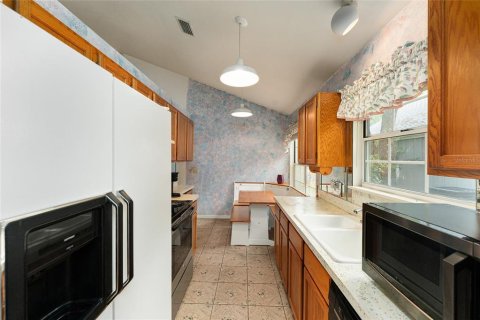 House in Gainesville, Florida 2 bedrooms, 102.47 sq.m. № 2393955 - photo 19