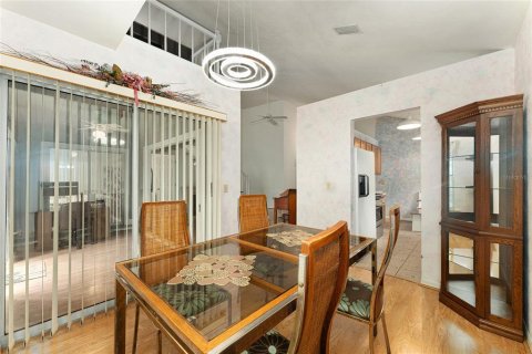 House in Gainesville, Florida 2 bedrooms, 102.47 sq.m. № 2393955 - photo 18