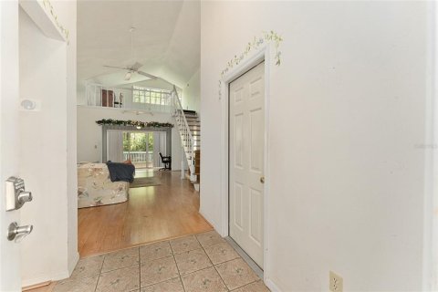 House in Gainesville, Florida 2 bedrooms, 102.47 sq.m. № 2393955 - photo 9