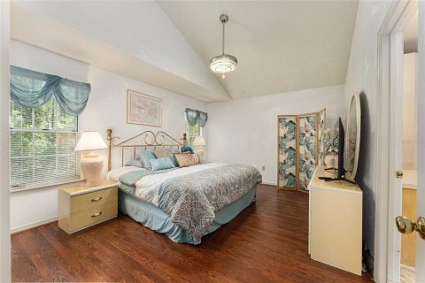 House in Gainesville, Florida 2 bedrooms, 102.47 sq.m. № 2393955 - photo 26