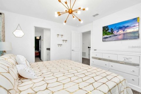 Villa ou maison à vendre à Kissimmee, Floride: 8 chambres, 398.46 m2 № 2324057 - photo 30