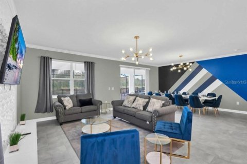 Villa ou maison à vendre à Kissimmee, Floride: 8 chambres, 398.46 m2 № 2324057 - photo 10