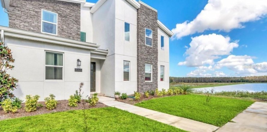 Villa ou maison à Kissimmee, Floride 8 chambres, 398.46 m2 № 2324057
