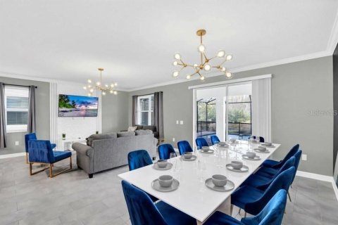 Villa ou maison à vendre à Kissimmee, Floride: 8 chambres, 398.46 m2 № 2324057 - photo 8
