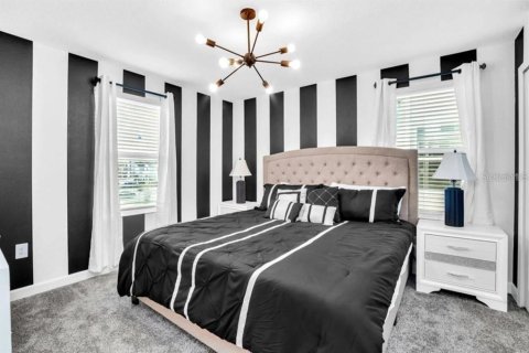 Villa ou maison à vendre à Kissimmee, Floride: 8 chambres, 398.46 m2 № 2324057 - photo 17