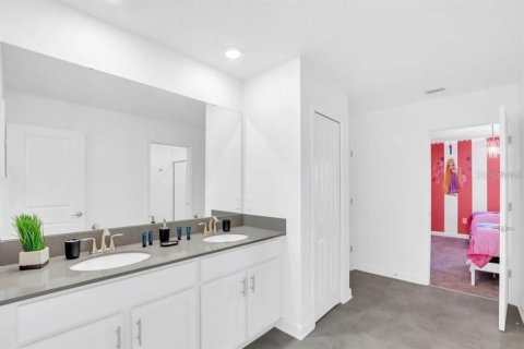 Villa ou maison à vendre à Kissimmee, Floride: 8 chambres, 398.46 m2 № 2324057 - photo 21