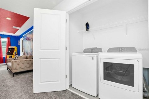 Villa ou maison à vendre à Kissimmee, Floride: 8 chambres, 398.46 m2 № 2324057 - photo 18