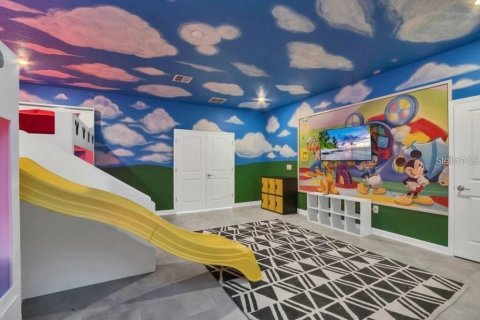 Villa ou maison à vendre à Kissimmee, Floride: 8 chambres, 398.46 m2 № 2324057 - photo 3