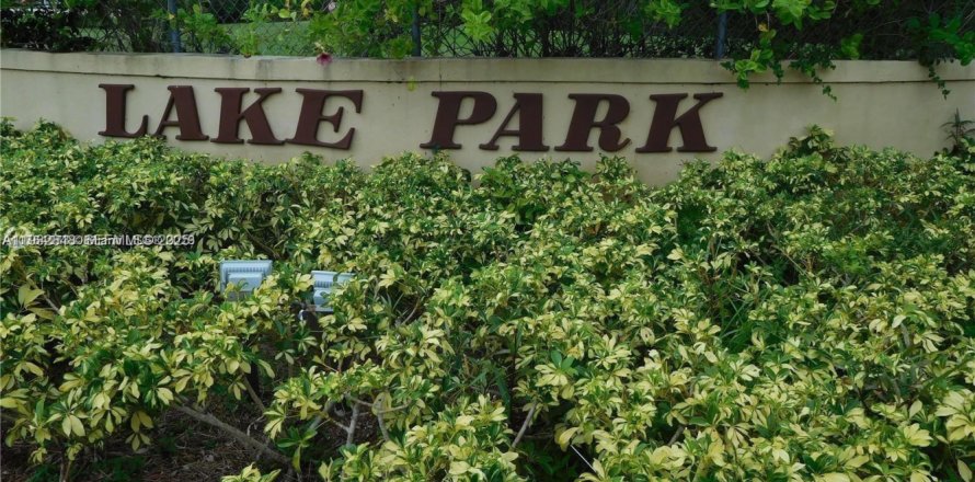 Condo à Miami, Floride, 1 chambre  № 1991680