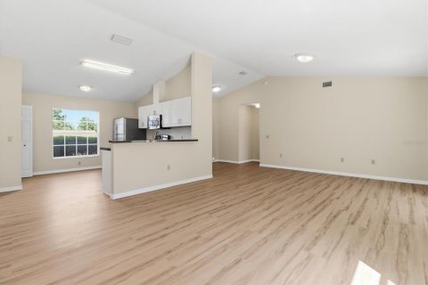 Villa ou maison à vendre à Beverly Hills, Floride: 2 chambres, 120.03 m2 № 2094382 - photo 14