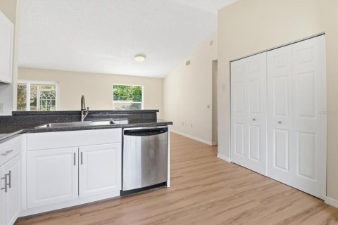 Villa ou maison à vendre à Beverly Hills, Floride: 2 chambres, 120.03 m2 № 2094382 - photo 21