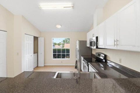 Villa ou maison à vendre à Beverly Hills, Floride: 2 chambres, 120.03 m2 № 2094382 - photo 18