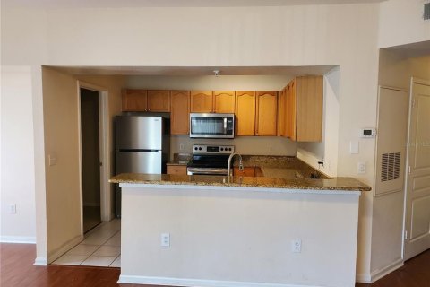 Copropriété à louer à Tampa, Floride: 1 chambre, 79.06 m2 № 2419801 - photo 2