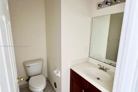 Снять в аренду виллу или дом в Мирамар, Флорида 3 спальни, 190.82м2, № 1964343 - фото 20