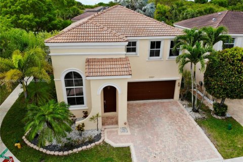 Снять в аренду виллу или дом в Мирамар, Флорида 3 спальни, 190.82м2, № 1964343 - фото 7