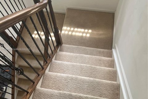 Снять в аренду виллу или дом в Мирамар, Флорида 3 спальни, 190.82м2, № 1964343 - фото 21