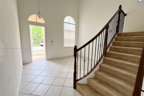 Снять в аренду виллу или дом в Мирамар, Флорида 3 спальни, 190.82м2, № 1964343 - фото 15