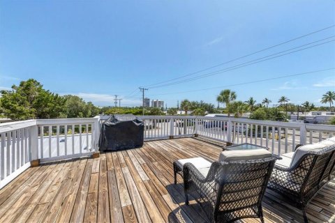 Villa ou maison à louer à Sarasota, Floride: 2 chambres, 106.28 m2 № 2098902 - photo 8