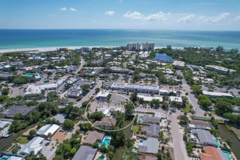 Villa ou maison à louer à Sarasota, Floride: 2 chambres, 106.28 m2 № 2098902 - photo 20