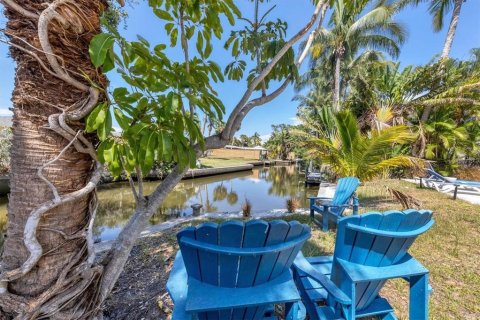 Villa ou maison à louer à Sarasota, Floride: 2 chambres, 106.28 m2 № 2098902 - photo 19
