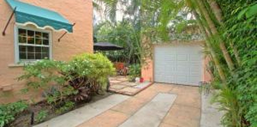 Villa ou maison à West Palm Beach, Floride 3 chambres, 132.66 m2 № 1210445