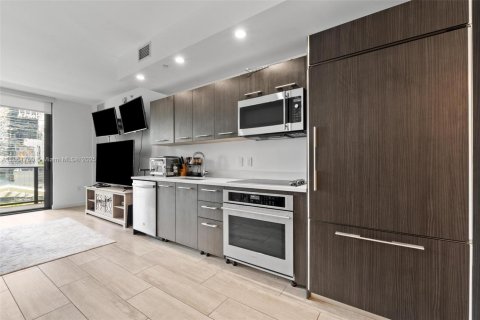 Condominio en venta en Miami, Florida, 1 dormitorio, 68.56 m2 № 1871398 - foto 4