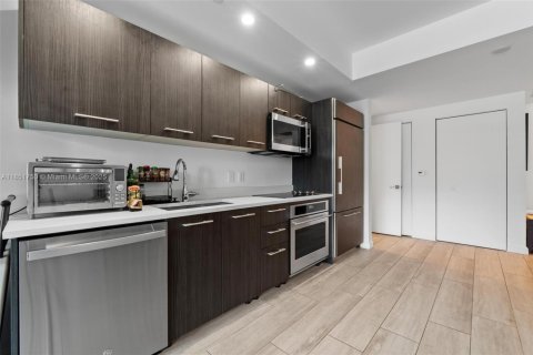 Condominio en venta en Miami, Florida, 1 dormitorio, 68.56 m2 № 1871398 - foto 5