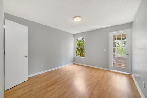 Condo in Orlando, Florida, 1 bedroom  № 1869190 - photo 11
