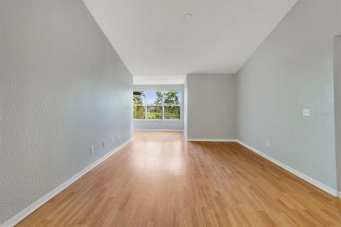 Condo in Orlando, Florida, 1 bedroom  № 1869190 - photo 10