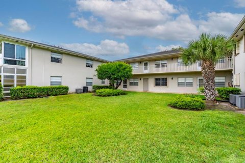 Condo in Port St. Lucie, Florida, 1 bedroom  № 2175922 - photo 3