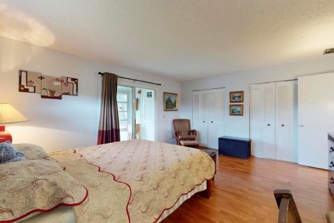 Condo in Port St. Lucie, Florida, 1 bedroom  № 2175922 - photo 23