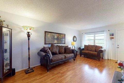 Condo in Port St. Lucie, Florida, 1 bedroom  № 2175922 - photo 10