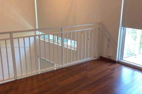 Купить кондоминиум в Майами, Флорида 1 спальня, 69.68м2, № 1984456 - фото 20