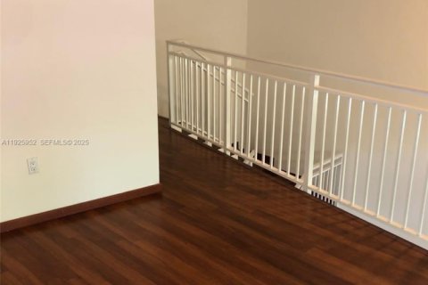 Купить кондоминиум в Майами, Флорида 1 спальня, 69.68м2, № 1984456 - фото 15