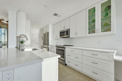 Купить кондоминиум в Сарасота, Флорида 5 комнат, 155.8м2, № 2106334 - фото 17