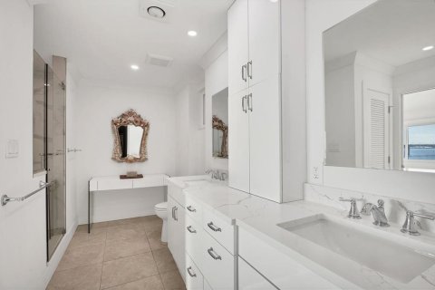 Купить кондоминиум в Сарасота, Флорида 5 комнат, 155.8м2, № 2106334 - фото 24
