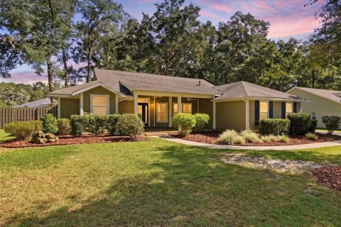Villa ou maison à Ocala, Floride 3 chambres, 196.95 m2 № 2433131