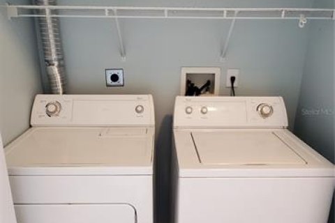 Touwnhouse à louer à Sarasota, Floride: 2 chambres, 115.76 m2 № 1913880 - photo 17