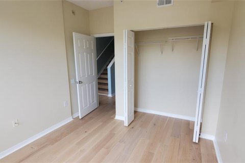 Touwnhouse à louer à Sarasota, Floride: 2 chambres, 115.76 m2 № 1913880 - photo 9