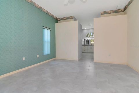 Villa ou maison à vendre à Lakeland, Floride: 4 chambres, 219.71 m2 № 2222431 - photo 12