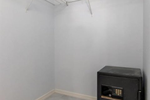Villa ou maison à vendre à Lakeland, Floride: 4 chambres, 219.71 m2 № 2222431 - photo 16